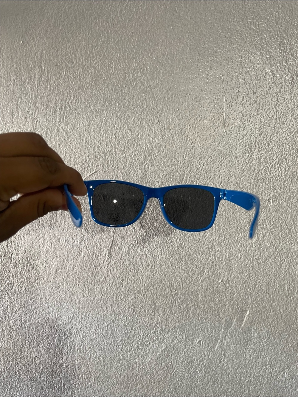 Blue glasses - Picture 2 of 4